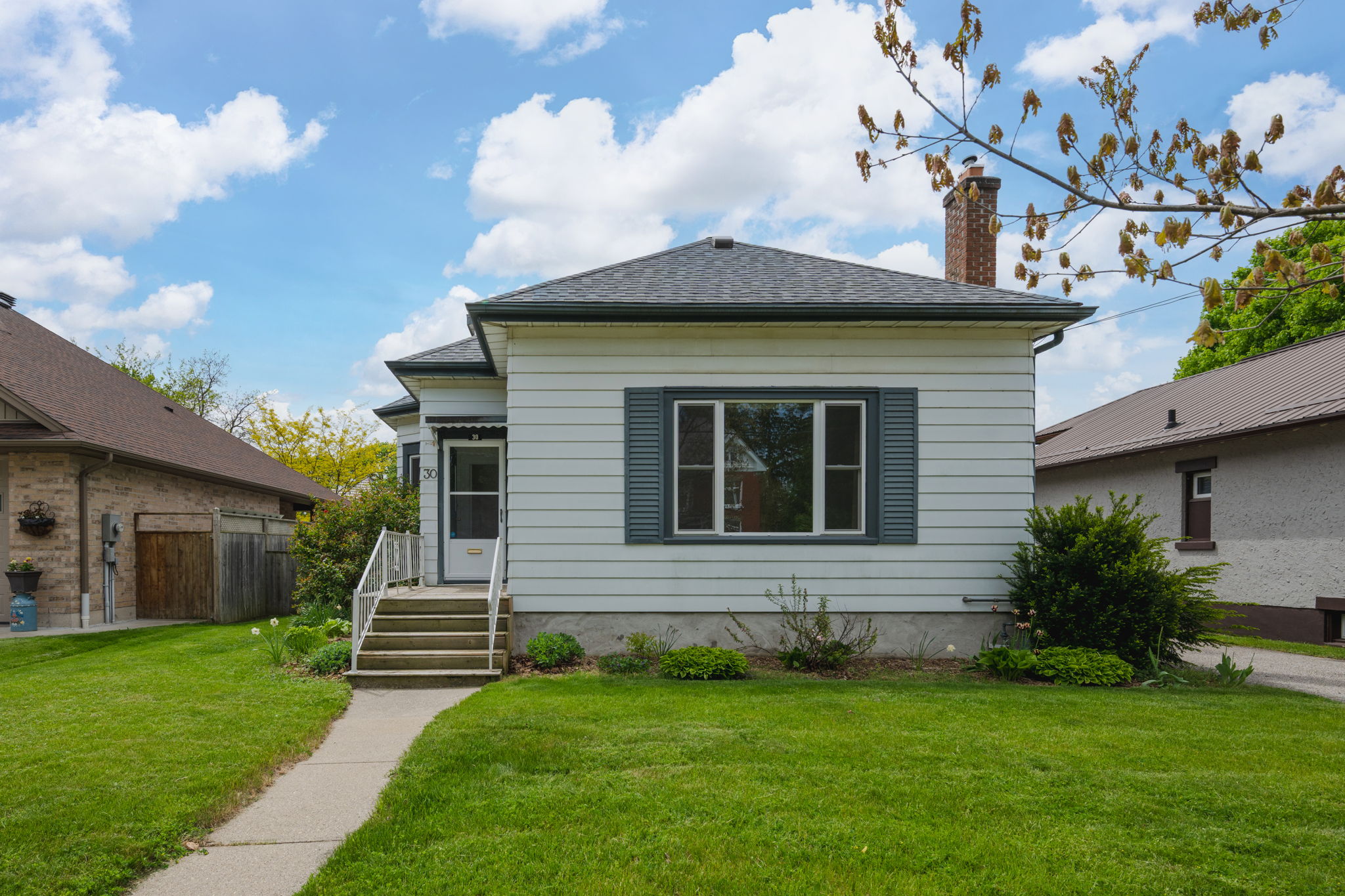 30 Harvey St., Aylmer, Ontario, N5H 1T1